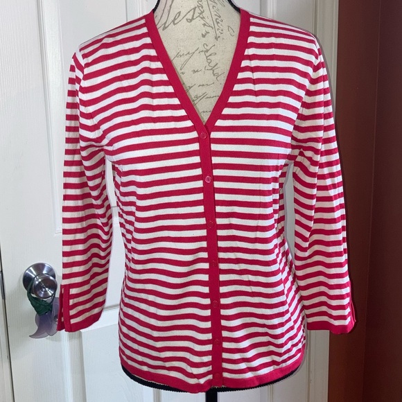 NWT Stripe Button Down 3/4 Sleeve Rayon Nylon Stretchy Top Red White sz Medium - Picture 1 of 7